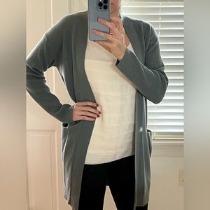 Theory 100% cashmere moss green duster sweater - S